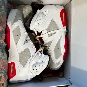 Air Jordan 6 Retro “Hare”